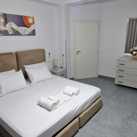 Apartment Rent Elbasan City Center 1 Exterior foto